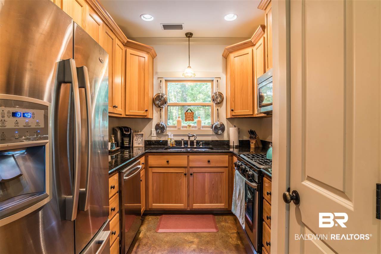 663 Bellangee Avenue Fairhope, AL 36532 - Photo 12 of 30