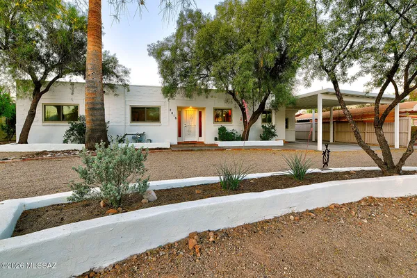 $750,000 | 2818 East Calle Glorietta, Tucson, AZ 85716