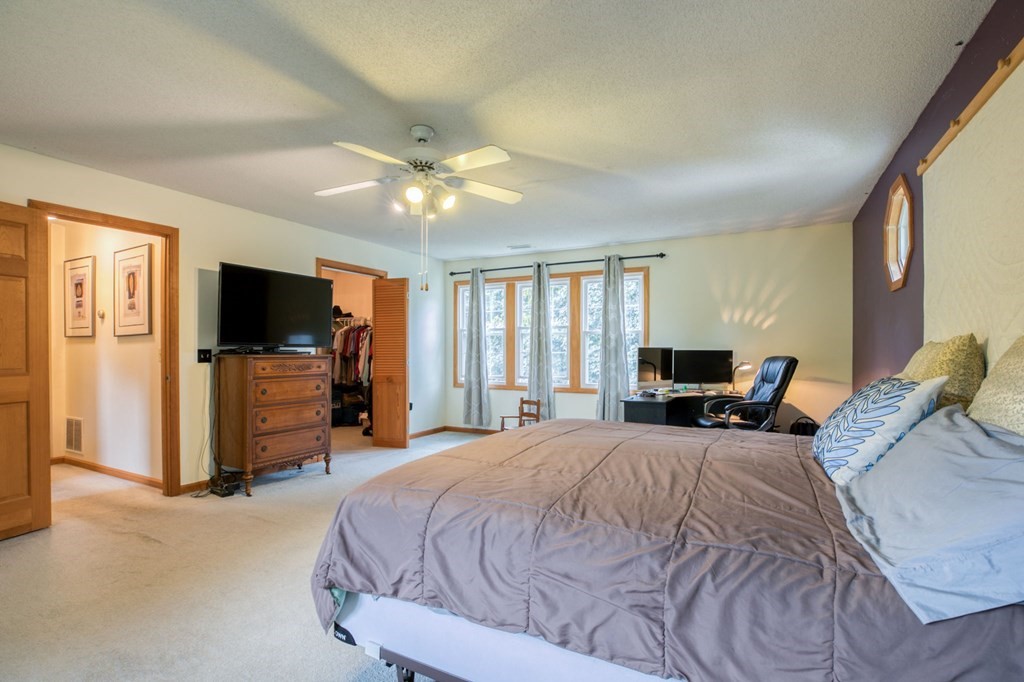 22 Chipmunk Road Springfield, MA 01108 - Photo 18 of 31 Gallery Image 18