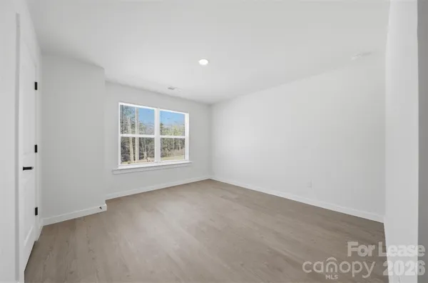 $1,695 | 403 15th Avenue Southwest, Unit A, Hickory, NC 28602