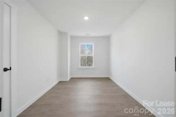 $1,695 | 403 15th Avenue Southwest, Unit A, Hickory, NC 28602