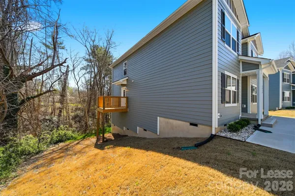 $1,695 | 403 15th Avenue Southwest, Unit A, Hickory, NC 28602