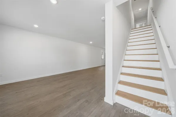 $1,695 | 403 15th Avenue Southwest, Unit A, Hickory, NC 28602