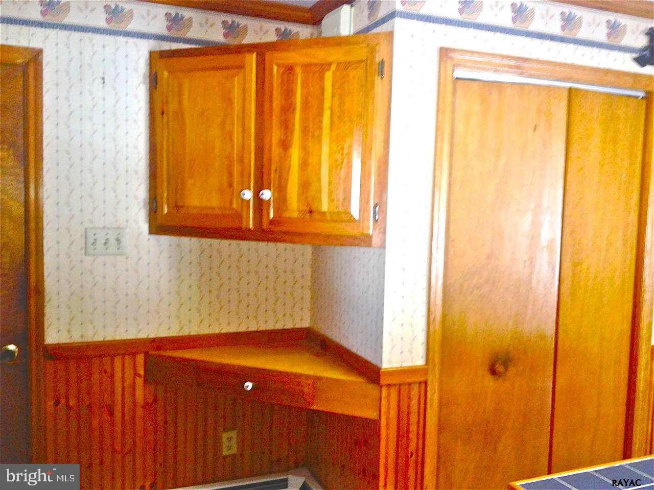 4206 Walters Hatchery Road York, PA 17408 - Photo 4 of 17