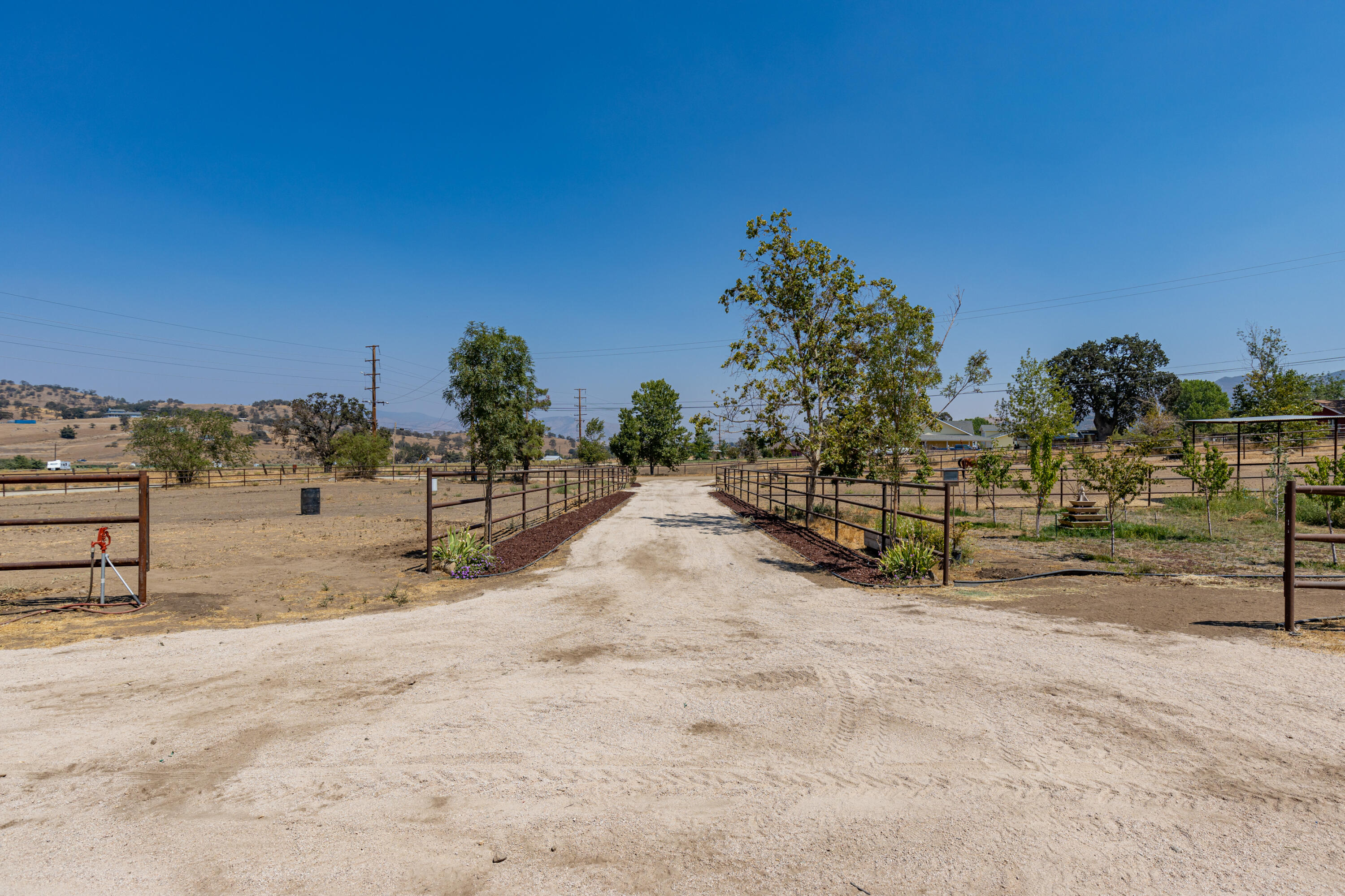 22362 Highline Road Tehachapi, CA 93561 - Photo 38 of 59 A56A2538
