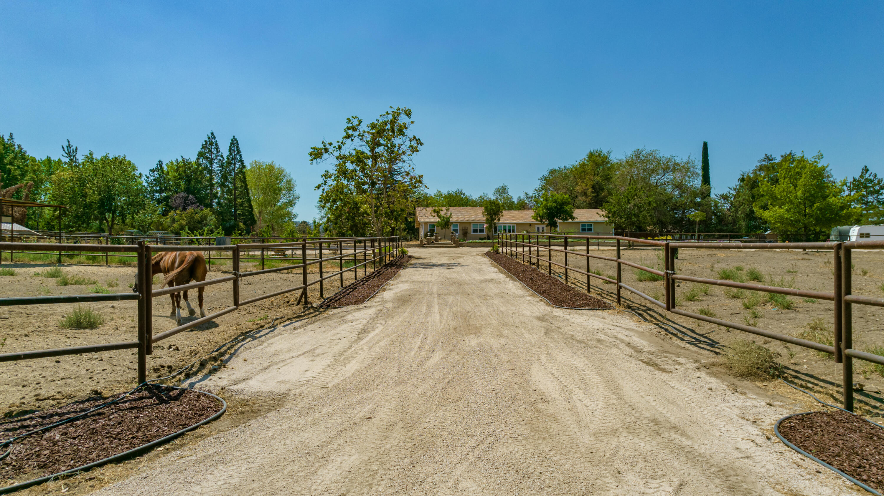 22362 Highline Road Tehachapi, CA 93561 - Photo 43 of 59 DJI_0013