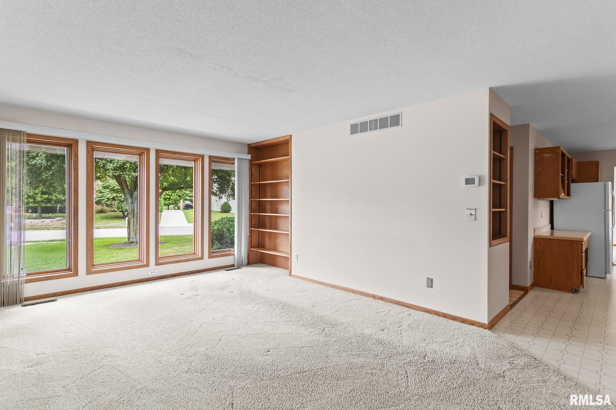 209 Prestwick Road Springfield, IL 62702 - Photo 25 of 31 Gallery Image 25