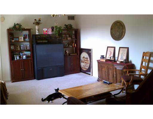 8343 Boca Rio Drive, Unit 156 Boca Raton, FL 33433 - Photo 2 of 6 Living Room