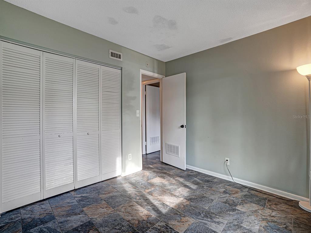 625 North Keene Road, Unit B Clearwater, FL 33755 - Photo 17 of 22