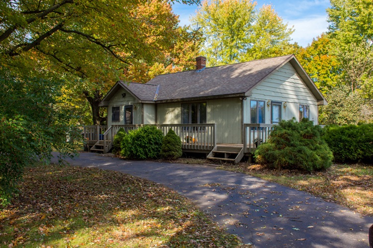 56993 Pear Road South Bend, IN 46619 - Photo 1 of 32 Gallery Image 1