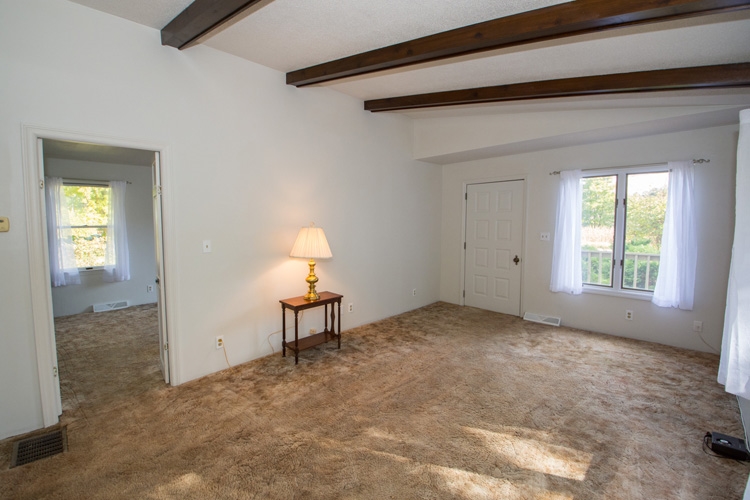 56993 Pear Road South Bend, IN 46619 - Photo 12 of 32 Gallery Image 12