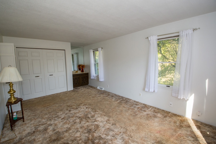 56993 Pear Road South Bend, IN 46619 - Photo 15 of 32 Gallery Image 15