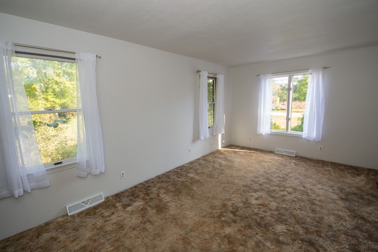 56993 Pear Road South Bend, IN 46619 - Photo 17 of 32 Gallery Image 17
