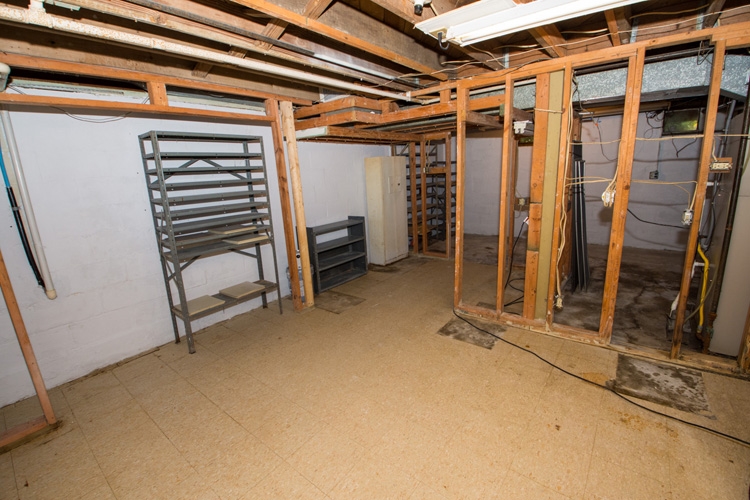 56993 Pear Road South Bend, IN 46619 - Photo 23 of 32 Gallery Image 23