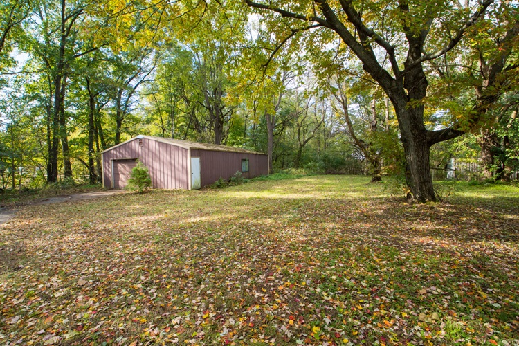 56993 Pear Road South Bend, IN 46619 - Photo 25 of 32 Gallery Image 25