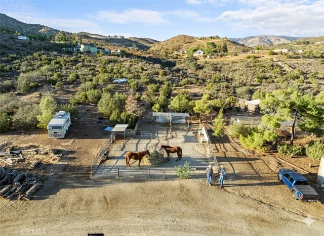 $1,499,999 | 32901 Hawley Road, Acton, CA 93510