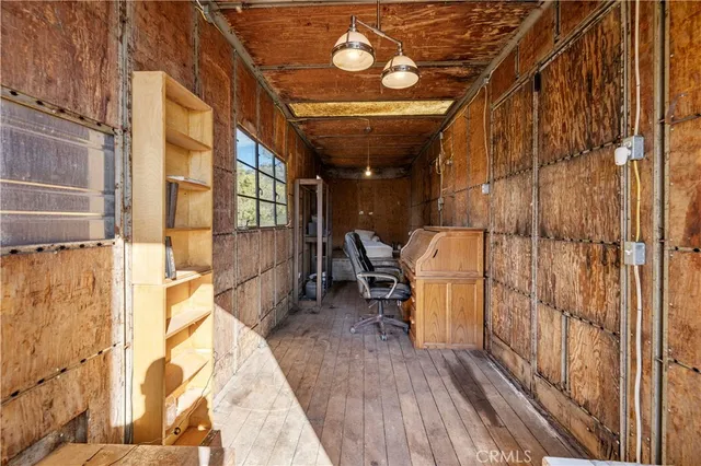 $1,499,999 | 32901 Hawley Road, Acton, CA 93510