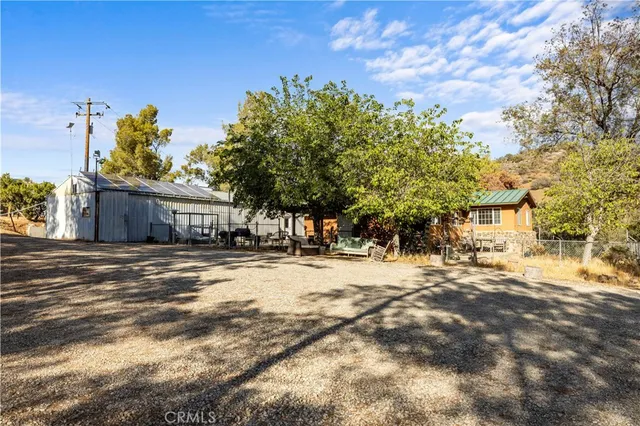 $1,499,999 | 32901 Hawley Road, Acton, CA 93510
