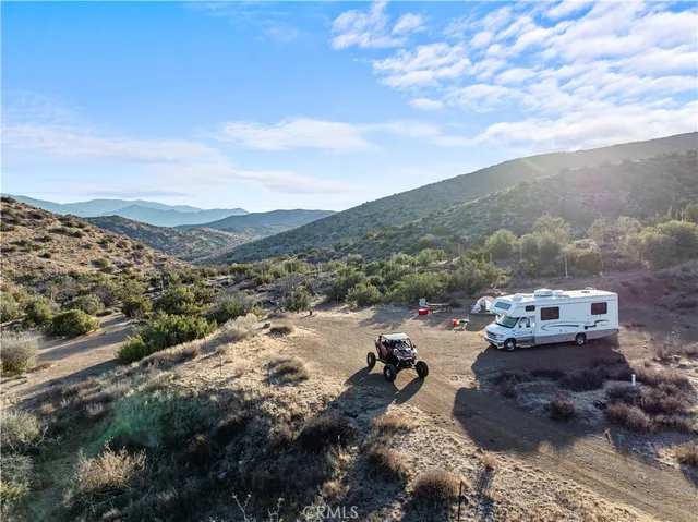 $1,499,999 | 32901 Hawley Road, Acton, CA 93510