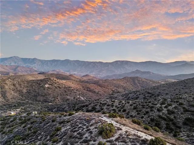 $1,499,999 | 32901 Hawley Road, Acton, CA 93510