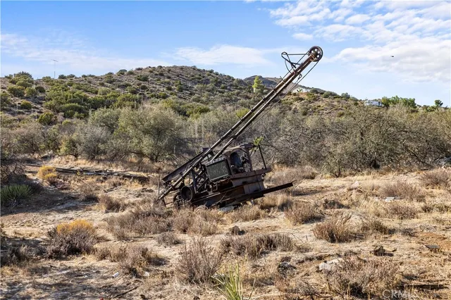 $1,499,999 | 32901 Hawley Road, Acton, CA 93510