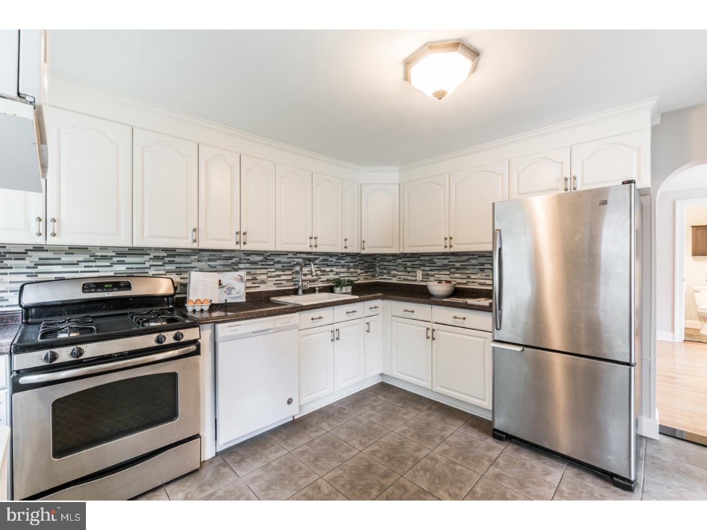 926 Conestoga Road Radnor, PA 19010 - Photo 10 of 19 Gallery Image 10