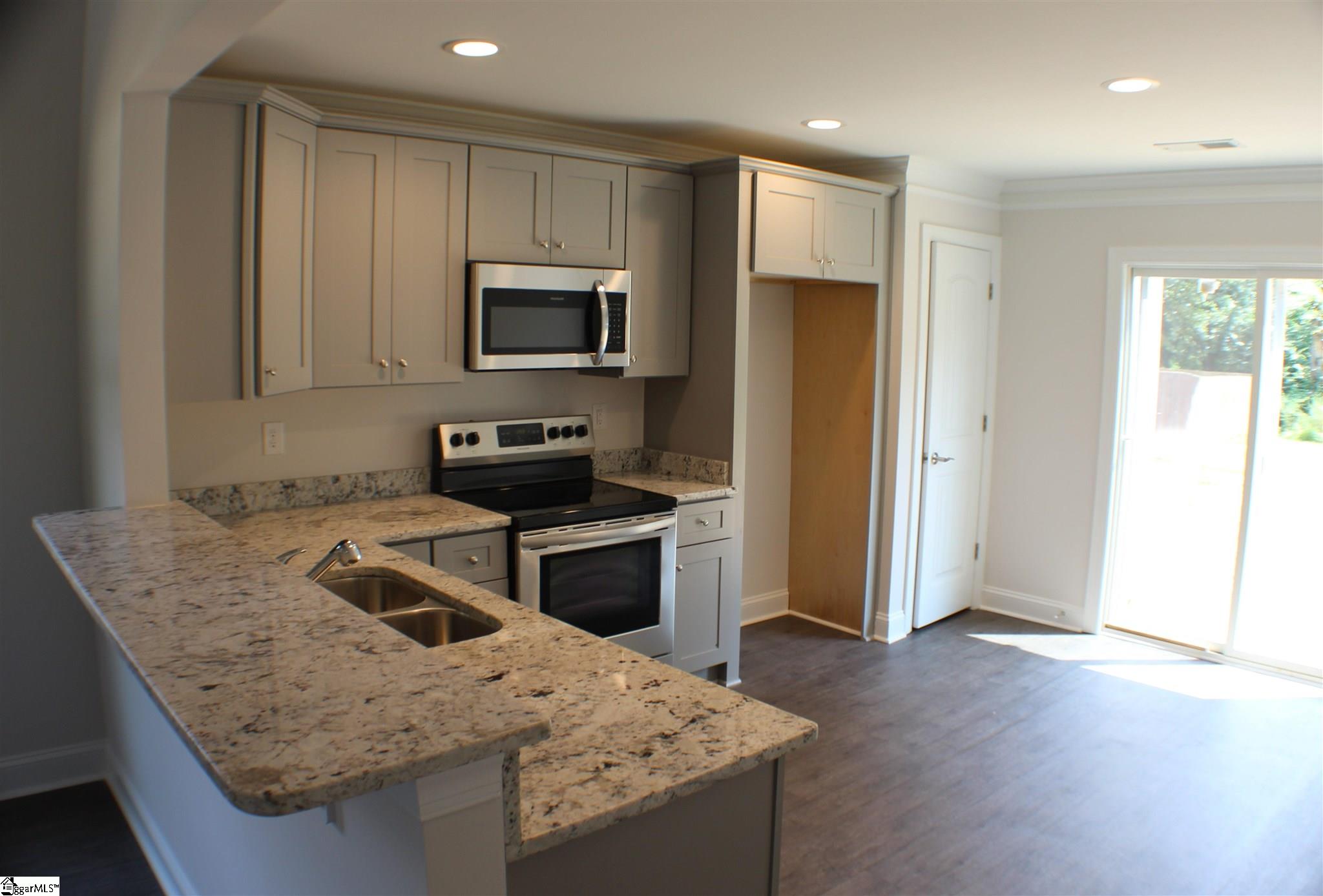 55 Main Street Pelzer, SC 29669 - Photo 4 of 17