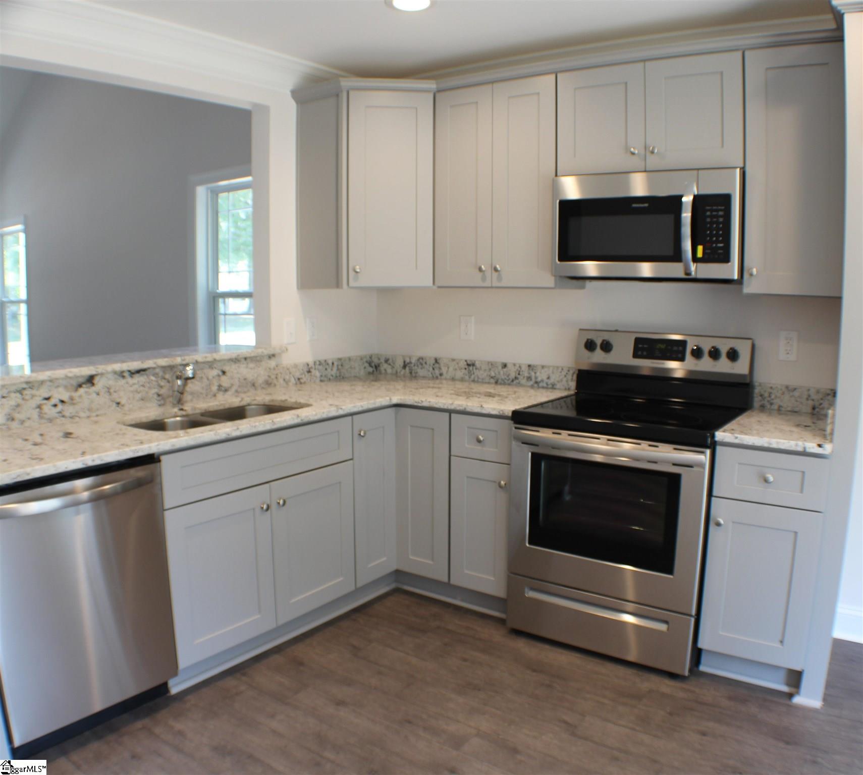 55 Main Street Pelzer, SC 29669 - Photo 5 of 17