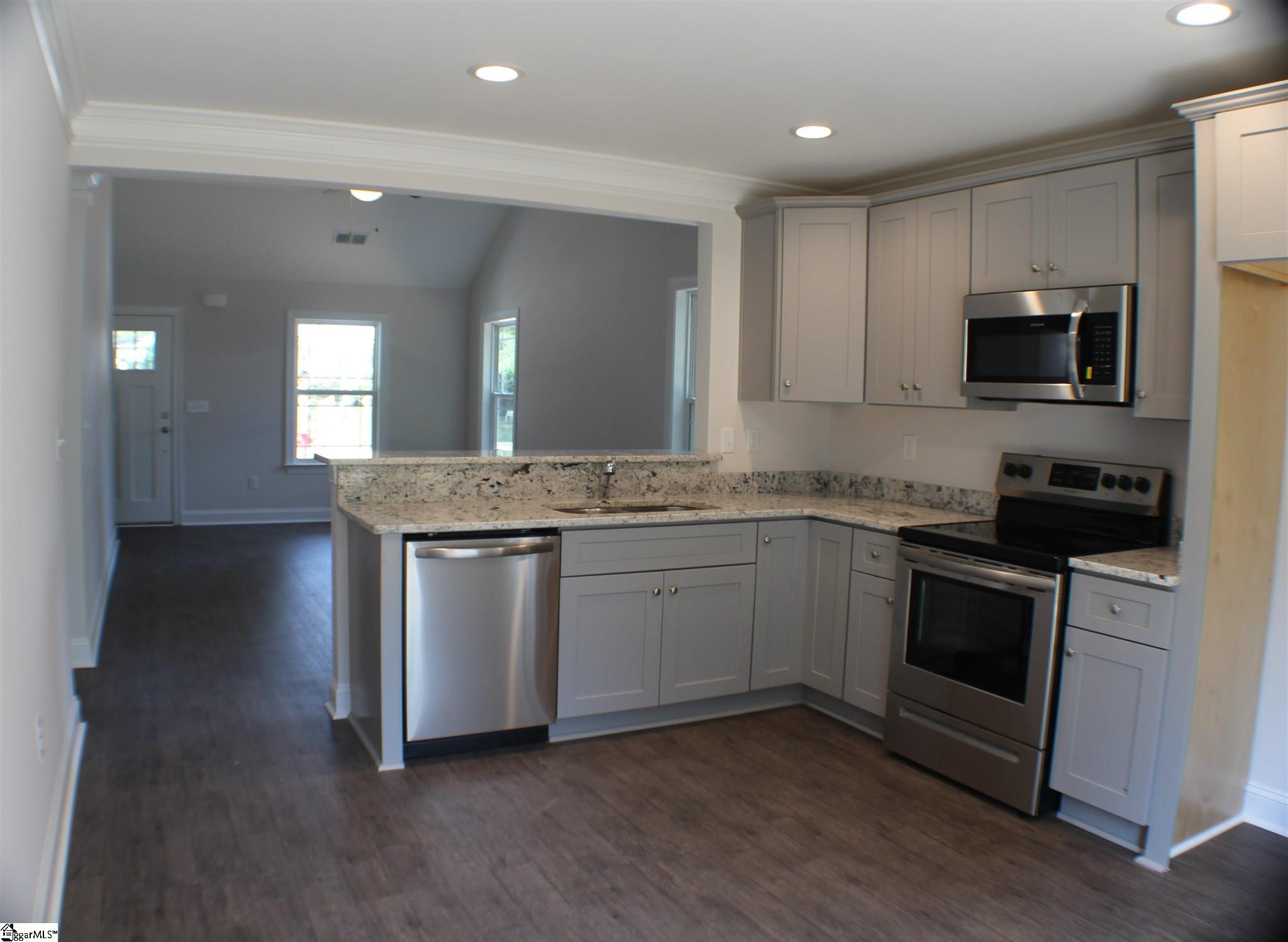 55 Main Street Pelzer, SC 29669 - Photo 6 of 17