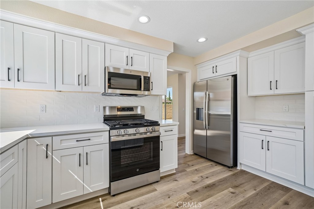2766 Loyola Street Riverside, CA 92503 - Photo 7 of 23 Gallery Image 7