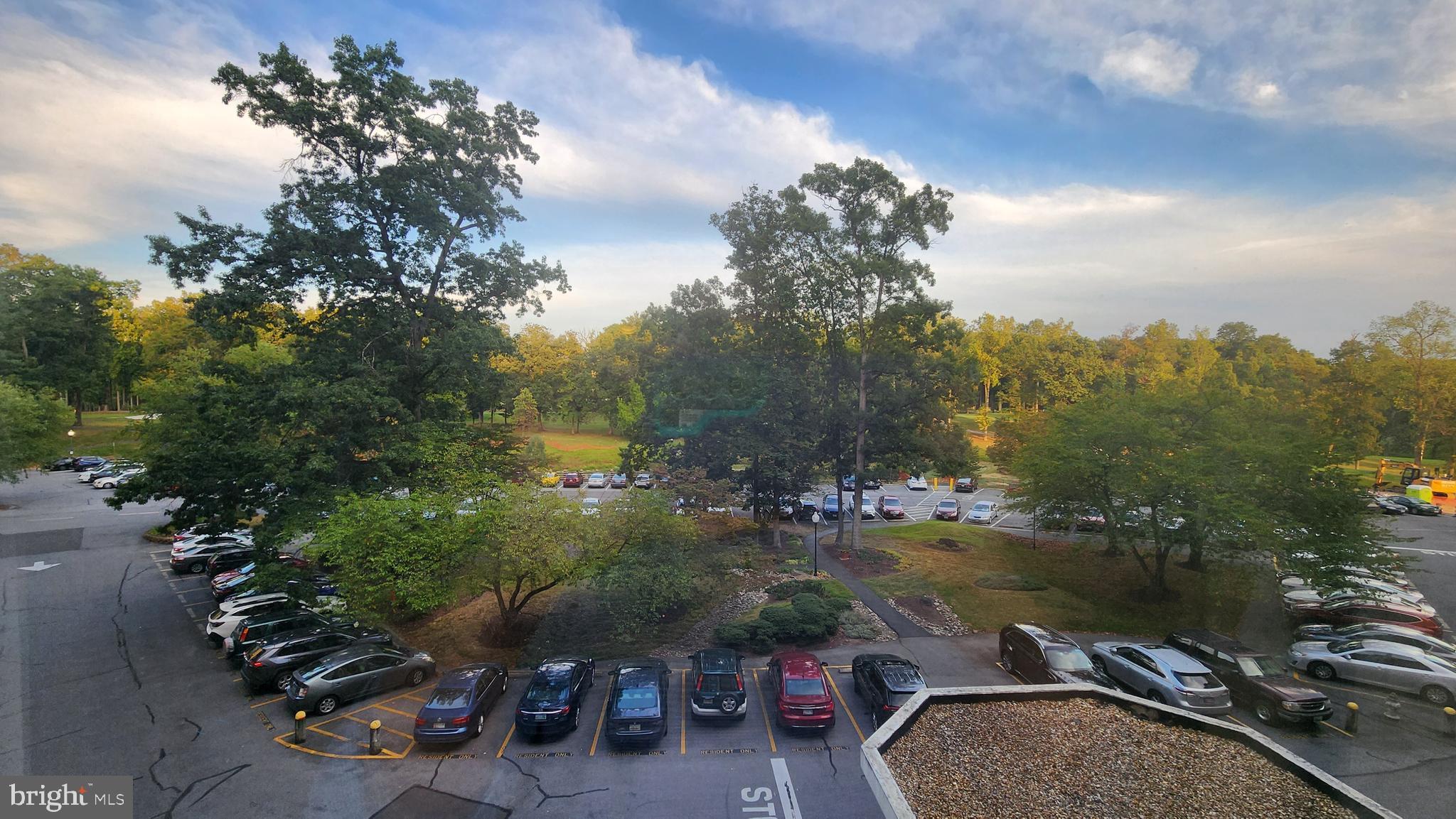 15101 Interlachen Drive, Unit 1315 Silver Spring, MD 20906 - Photo 21 of 37 Balcony view