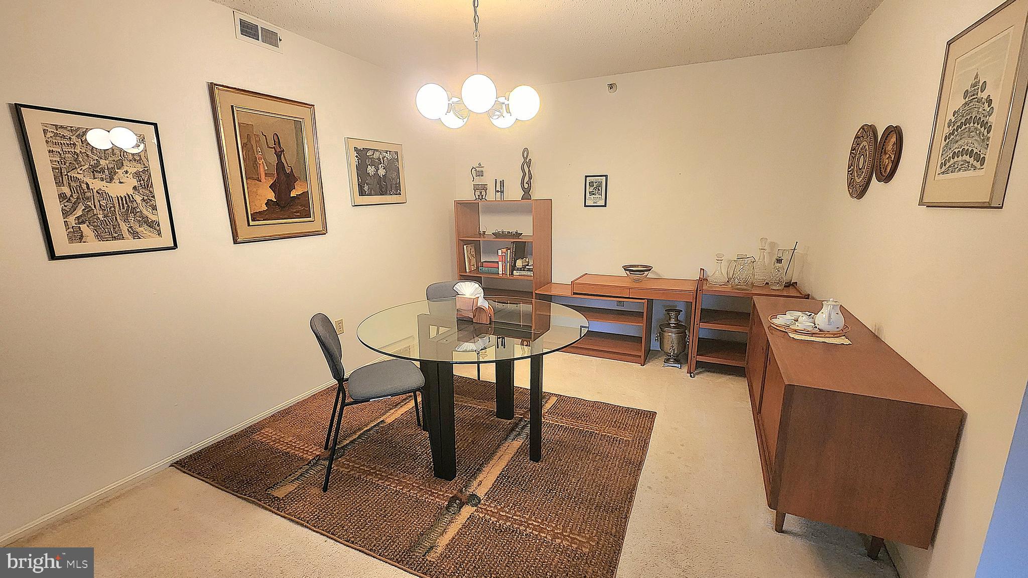 15101 Interlachen Drive, Unit 1315 Silver Spring, MD 20906 - Photo 5 of 37 Dining area