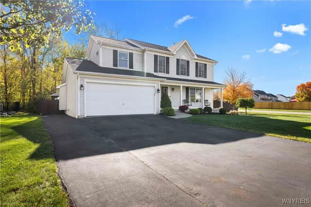 $459,000 | 2280 Winterberry Drive, Hamburg, NY 14085