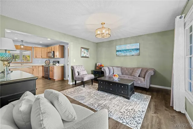 $459,000 | 2280 Winterberry Drive, Hamburg, NY 14085