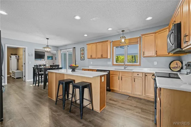 $459,000 | 2280 Winterberry Drive, Hamburg, NY 14085