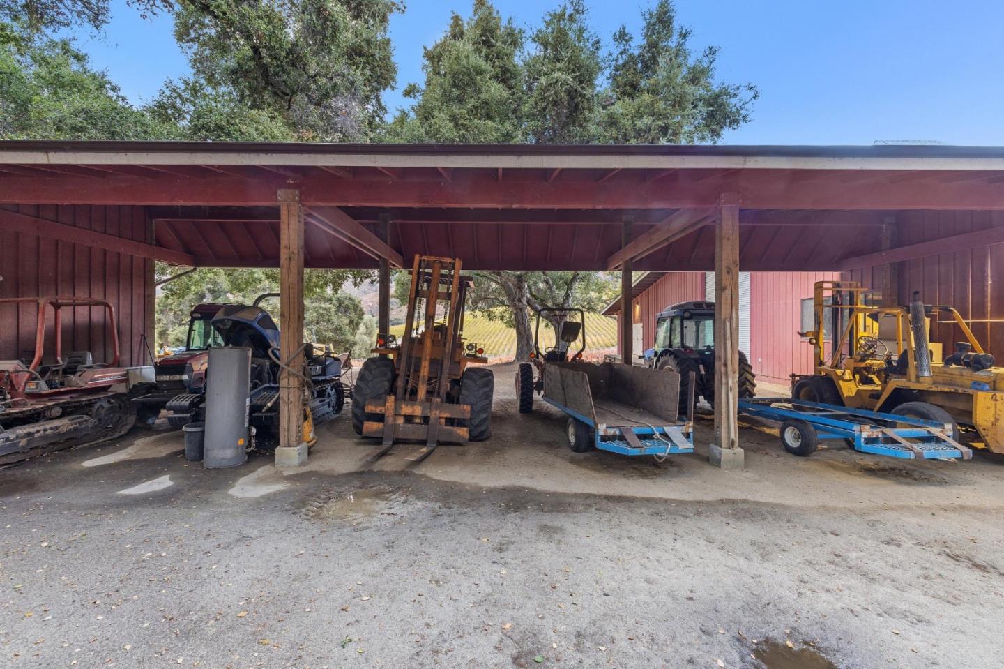 18190 Cachagua Road Carmel Valley, CA 93924 - Photo 25 of 35 an outdoor space with patio furniture and a tub