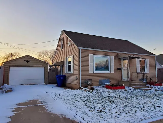 $239,900 | 1405 South Walden Avenue, Appleton, WI 54915