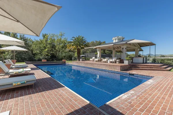 $9,800,000 | 1129 Dealy Lane, Napa, CA 94559