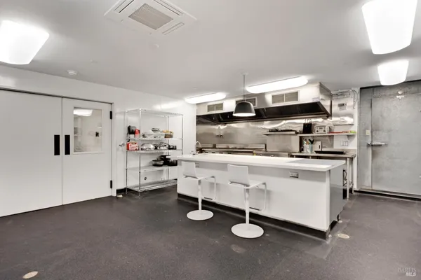 $9,800,000 | 1129 Dealy Lane, Napa, CA 94559