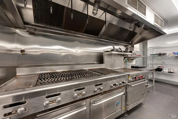 $9,800,000 | 1129 Dealy Lane, Napa, CA 94559