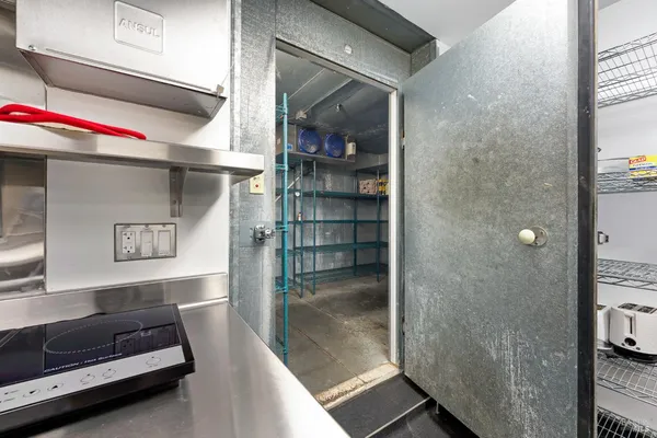 $9,800,000 | 1129 Dealy Lane, Napa, CA 94559