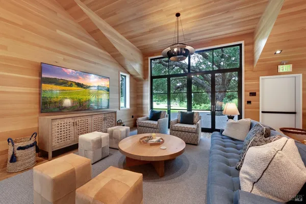 $9,800,000 | 1129 Dealy Lane, Napa, CA 94559