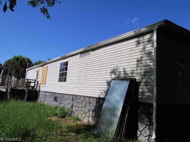 2749 Cartwright Road Boonville, NC 27011 - Photo 2 of 6 Gallery Image 2