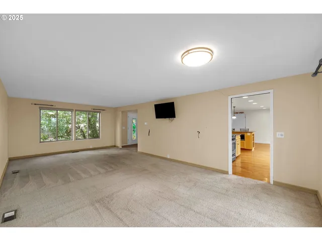 $570,000 | 4103 Brae Burn Drive, Eugene, OR 97405