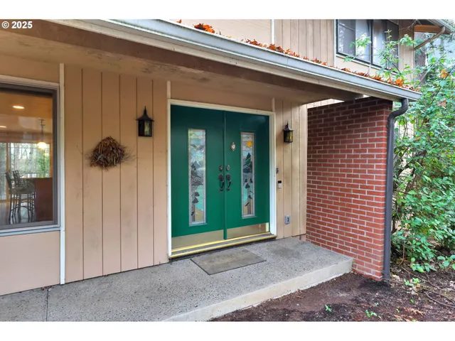 $570,000 | 4103 Brae Burn Drive, Eugene, OR 97405