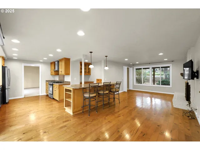 $570,000 | 4103 Brae Burn Drive, Eugene, OR 97405