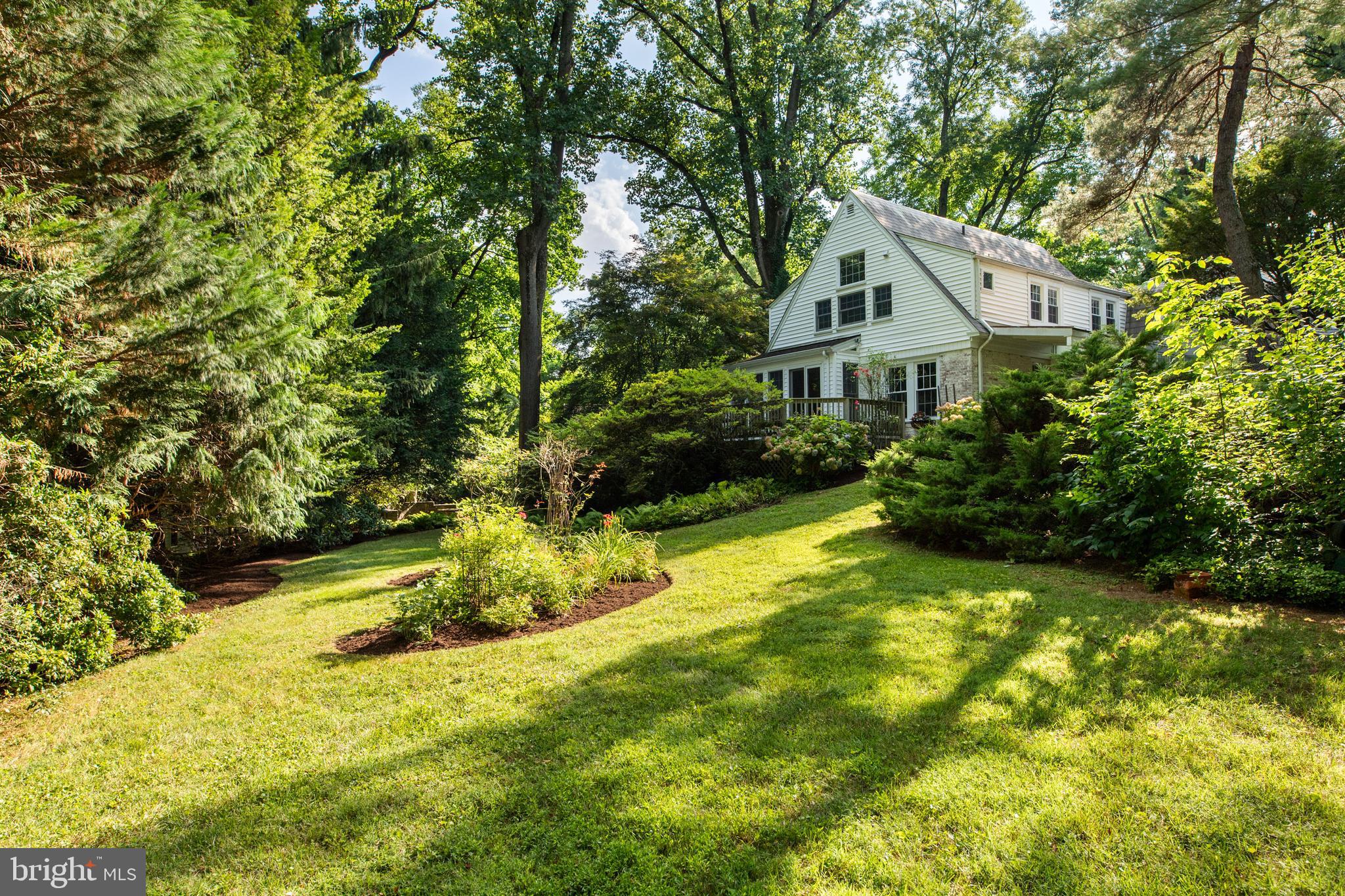 751 Clarendon Road Penn Valley, PA 19072 - Photo 54 of 63 Side yard with view of deck