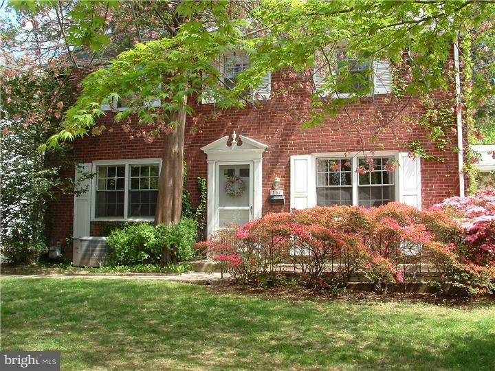 201 Heatherwood Road Havertown, PA 19083 - Photo 1 of 25 Exterior