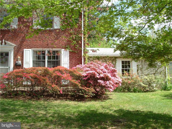 201 Heatherwood Road Havertown, PA 19083 - Photo 2 of 25 Exterior Front