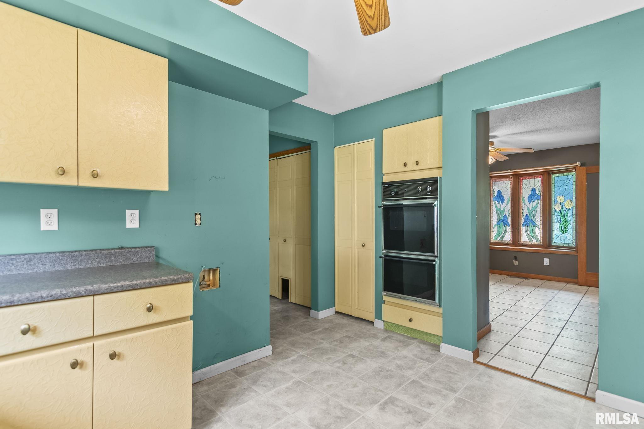 6454 Camino De Burlon Road Rochester, IL 62563 - Photo 21 of 38